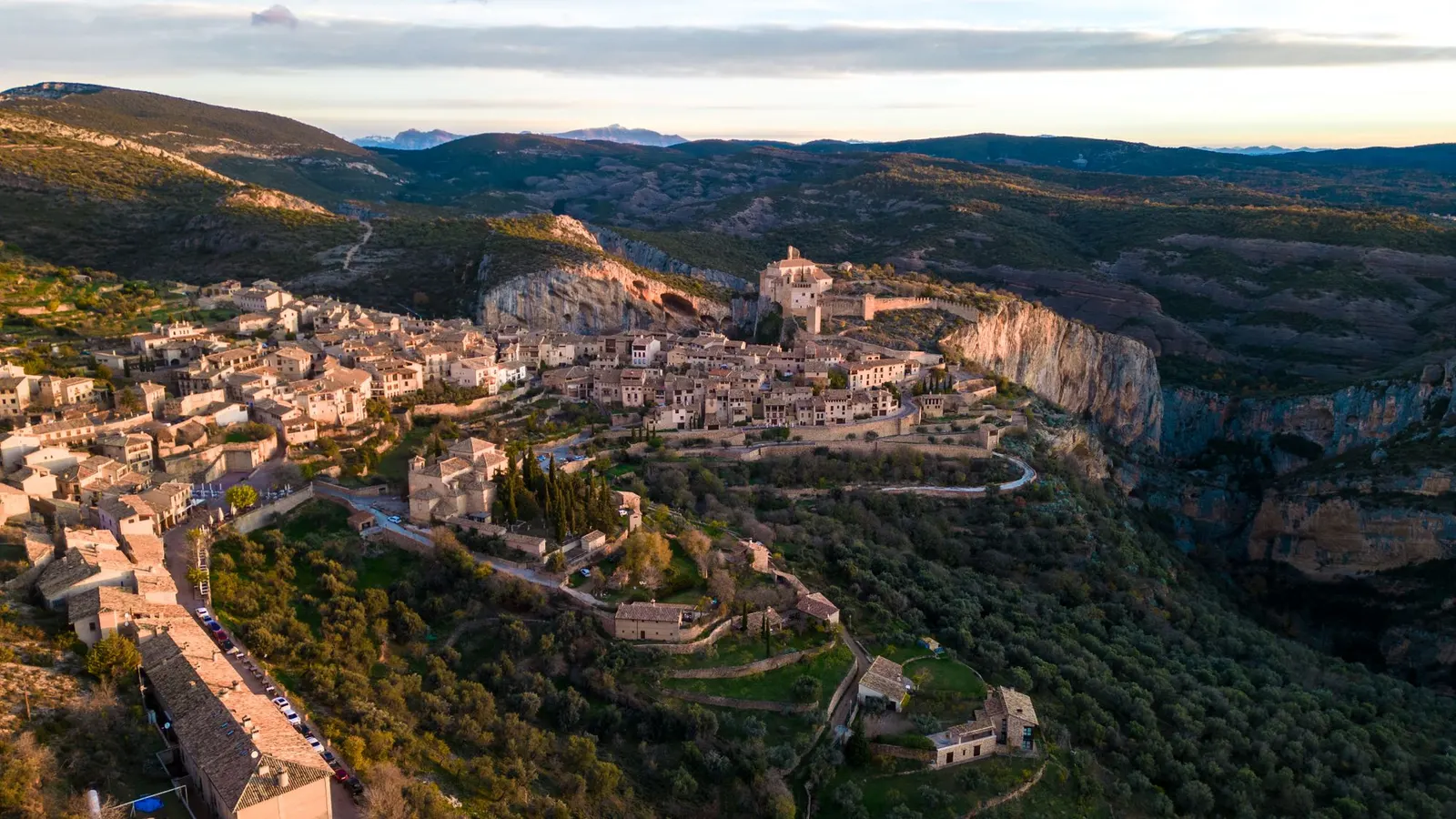 Alquézar at dusk